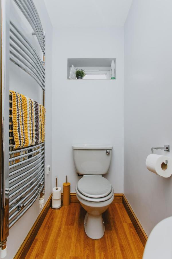 Home From Home 1 King Size Bed Apartment Near Hospital & Tennis Nottingham Buitenkant foto